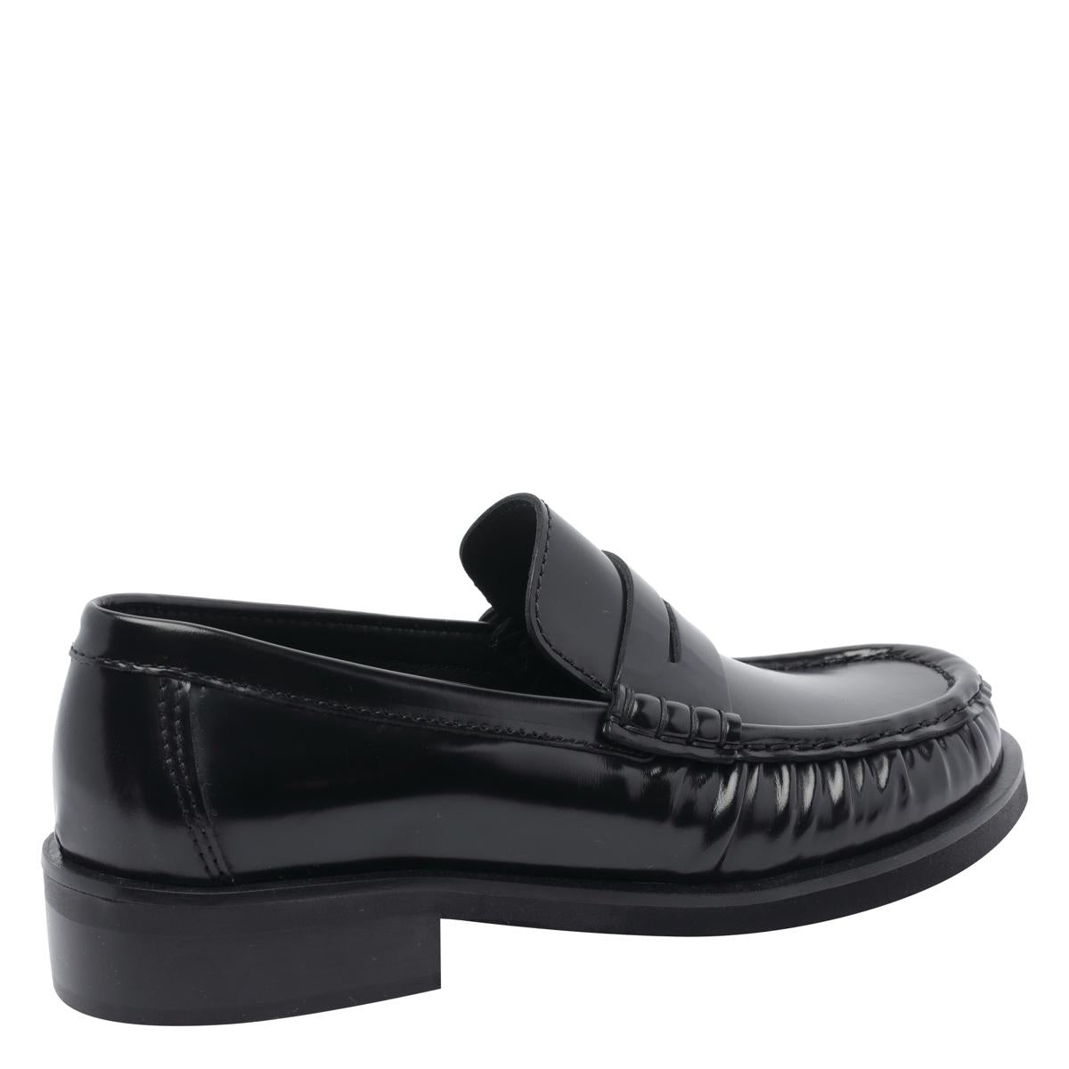 Poeve Flat Shoes