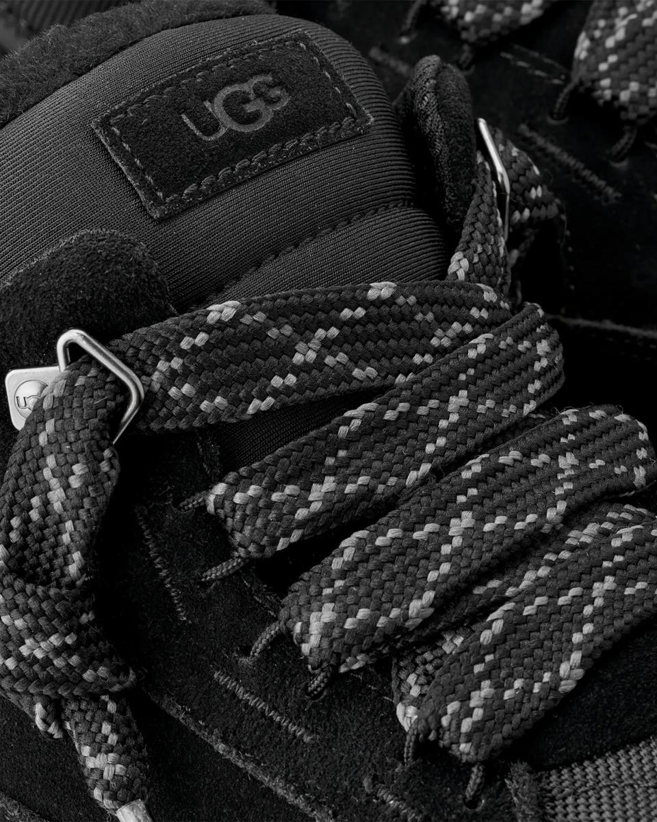 UGG Sneakers 2
