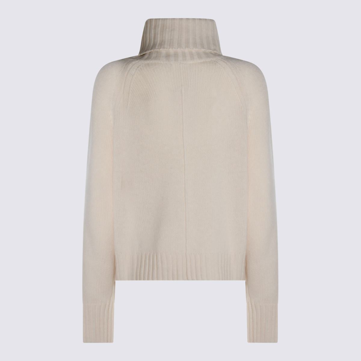 Allude Sweaters