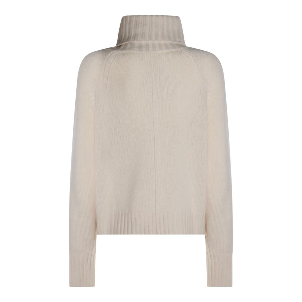 Allude Sweaters