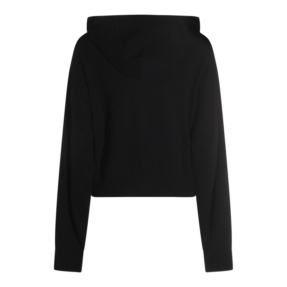 Allude Sweaters