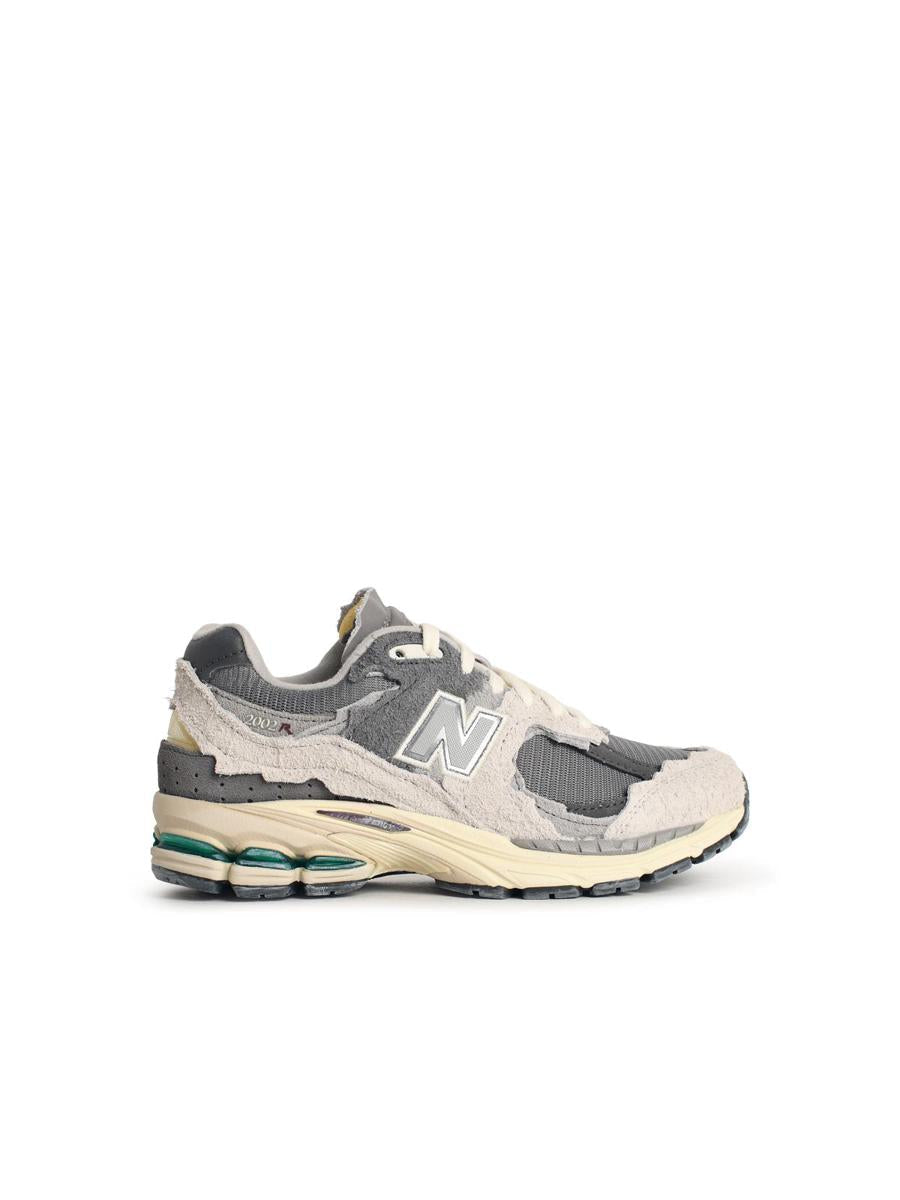New Balance '2002 R' Grey Fabric Sneakers