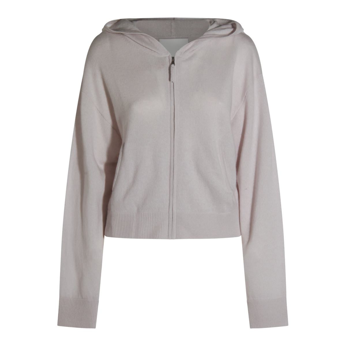 Allude Sweaters