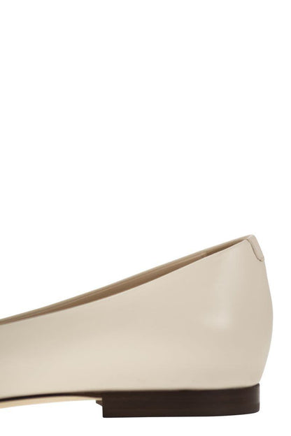 Tod'S Leather Ballerina With Accessory