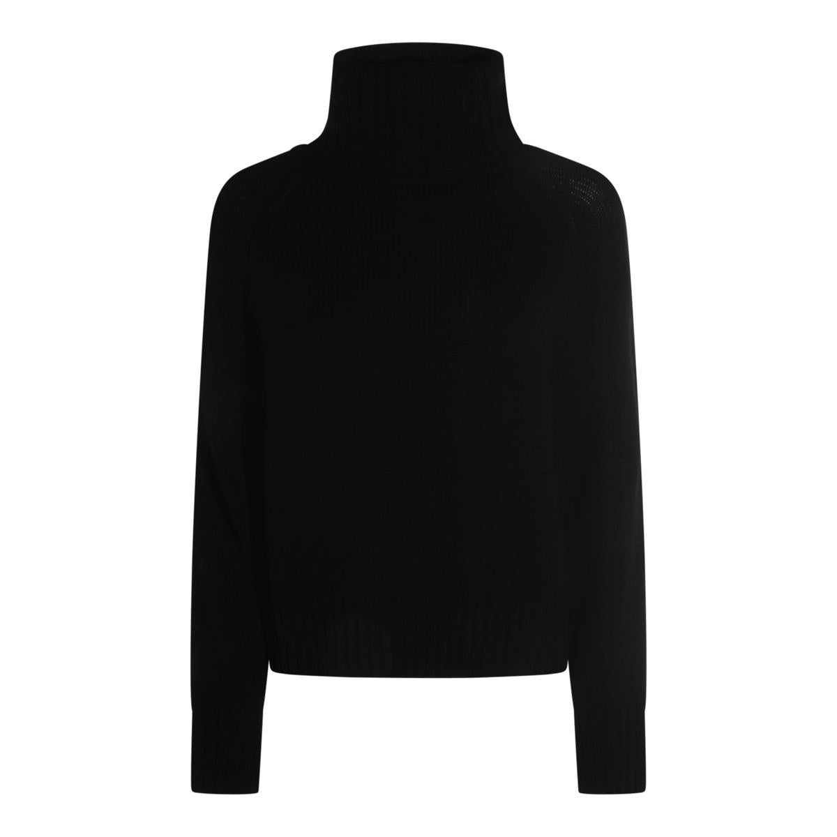 Allude Sweaters