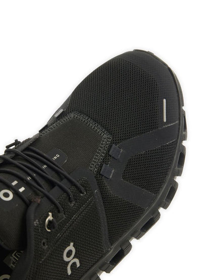On Running Sneakers